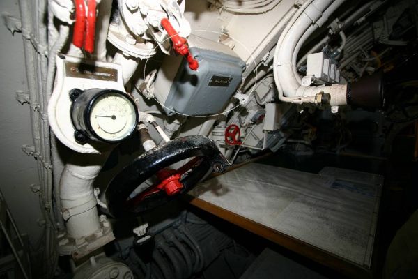 Timing control box in U 995’s control room